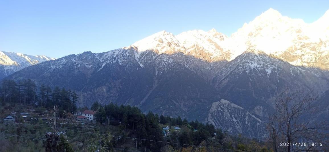 The Monk Hotel By Livingstone Kalpa Exterior foto